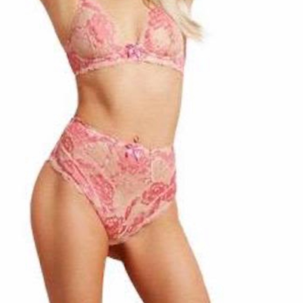 Agent Provocateur Brief AP 2 / US 4